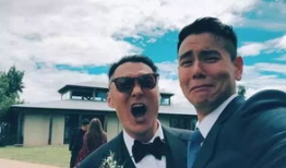 两兄弟吃瓜娱乐圈,两兄弟揭秘娱乐圈幕后风云